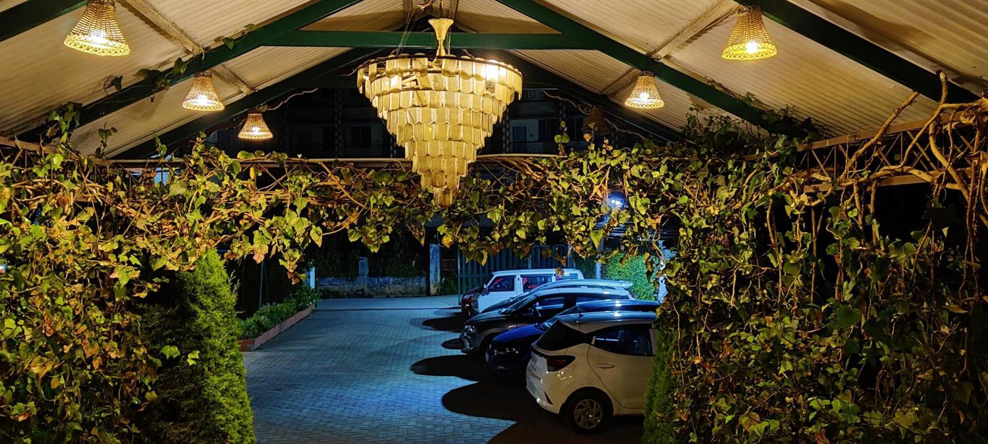 Sapphire Grand Ooty Exterior foto
